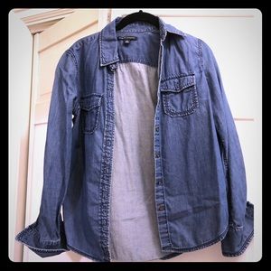 Banana Republic chambray shirt